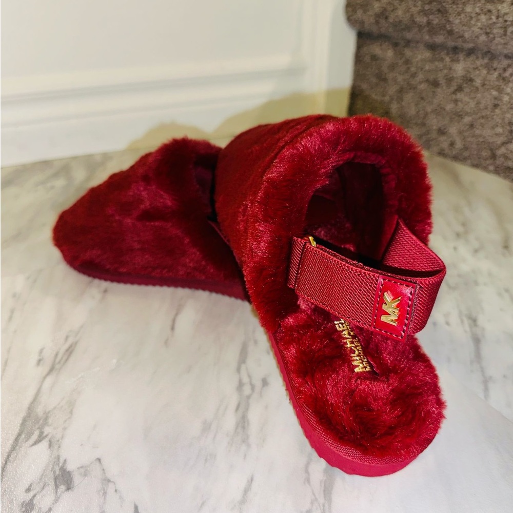 SOLD - Michael Kors slide slippers size 8 - Picture 3 of 5